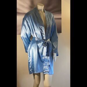 NWT Boohoo Maternity Robe  